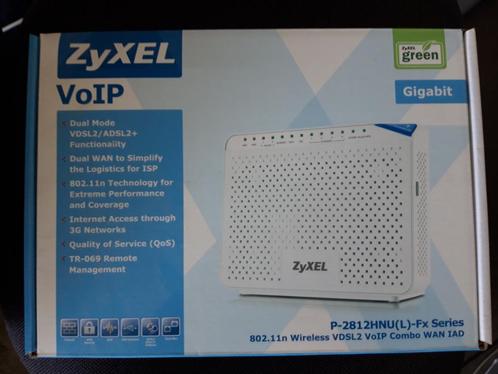 XyXEL P-2812HNU 802.11n Wireless VDSL2 Voip Combo WAN