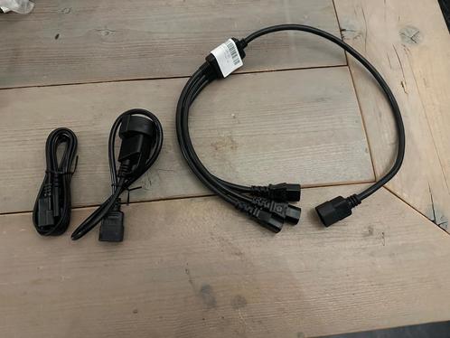 y split kabel C14 naar 3x C13 aansluiting power (NIEUW)