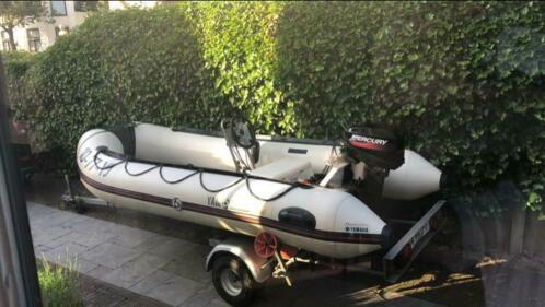 Yam 380 rubber boot op trailer