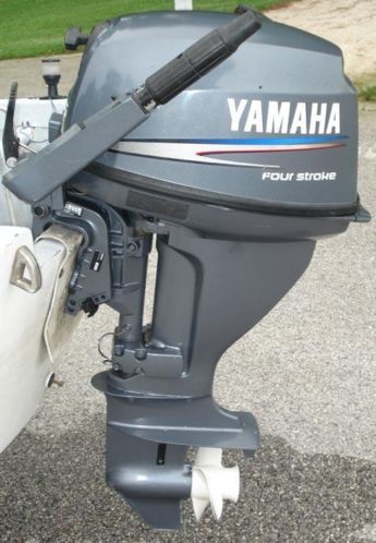 Yamaha 15 pk , 4-takt , kortstaart met knuppel , 2005 , 100