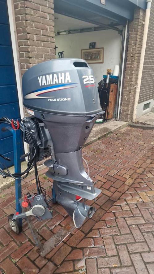 Yamaha 25 pk takt langstaart powertrim bj 2007