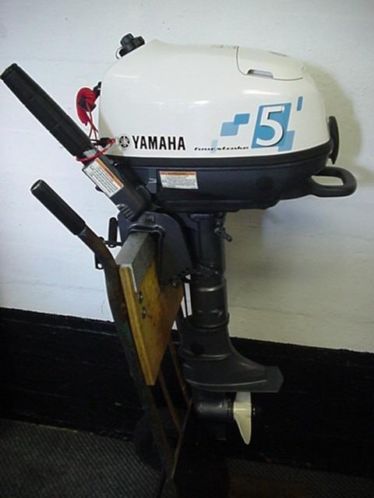 Yamaha 5 pk , 4-takt , kortstaart, 2011, SUPER NETTE MOTOR