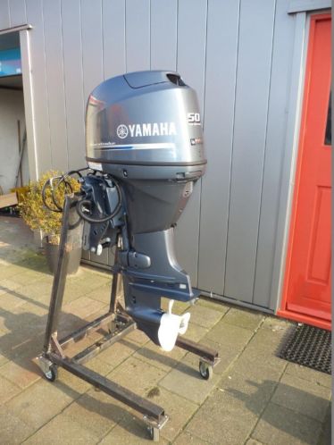 YAMAHA 50 pk EFI POWERTRIM Y-COP NIEUWSTE MODEL 2013