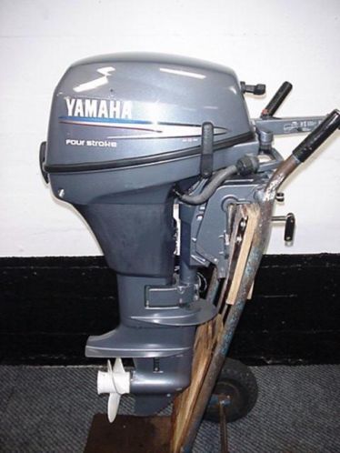 Yamaha 6 pk, 4-takt, 2 cil., kortstaart, super rustige motor