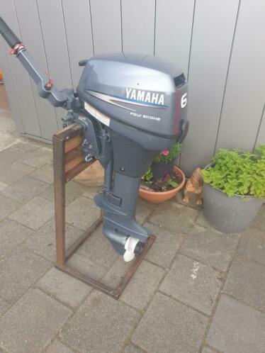 YAMAHA 6 pk 4 TAKT LANGSTAART IN NETTE STAAT 