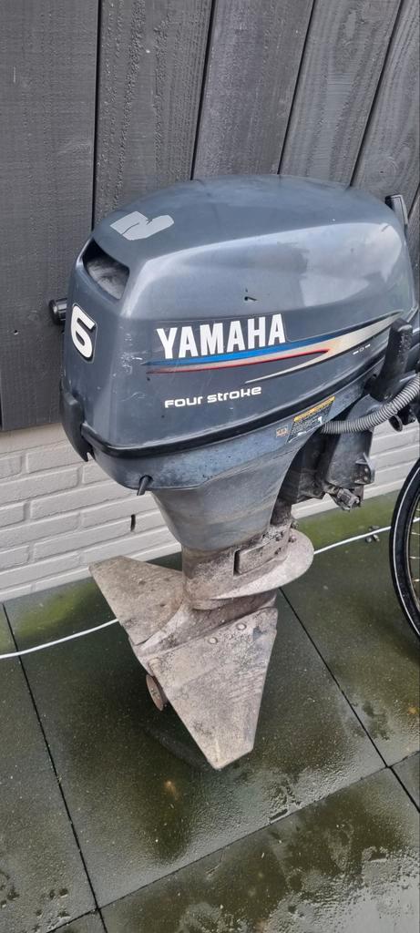 Yamaha  6 pk viertakt tweecilinder