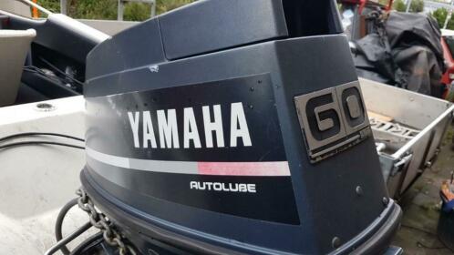 Yamaha 60 pk autolube langstaart met powertrim