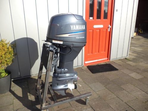 YAMAHA 60 pk EFI,POWERTRIM, NIEUWSTAAT, 70 UUR AANTOONBAAR
