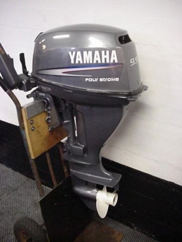 Yamaha 9.9 pk, 4-takt, kortstaart met stuurknuppel
