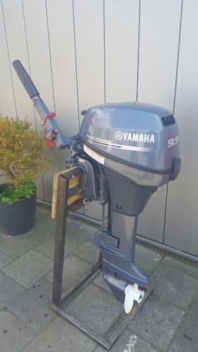 YAMAHA 9,9 pk 4 TAKT LANGSTAART IN NIEUWSTAAT