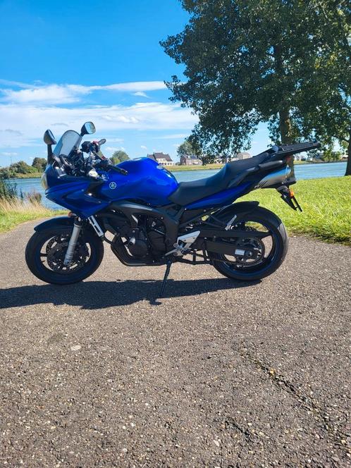 Yamaha fazer 600 blauw