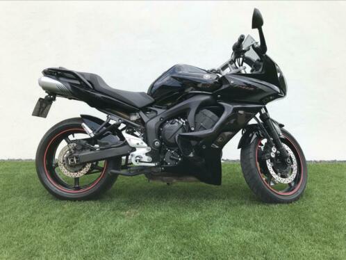 Yamaha Fazer FZ6 S2 (weinig km)