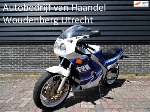 Yamaha FZR 1000 Genisis loopt en schakelt netjes