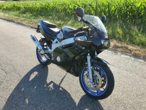 Yamaha FZR600 FZR 600 R6 opstapklaar beginnersmotor