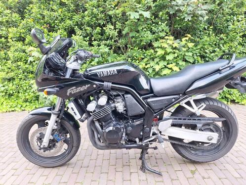 Yamaha FZS 600 Fazer