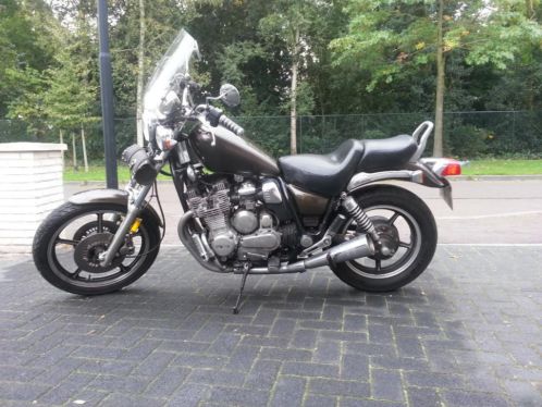 Yamaha Maxim XJ 700 S (Cardan)