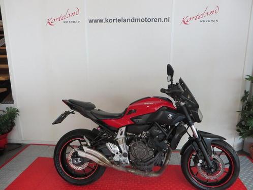 YAMAHA MT 07 (bj 2015)