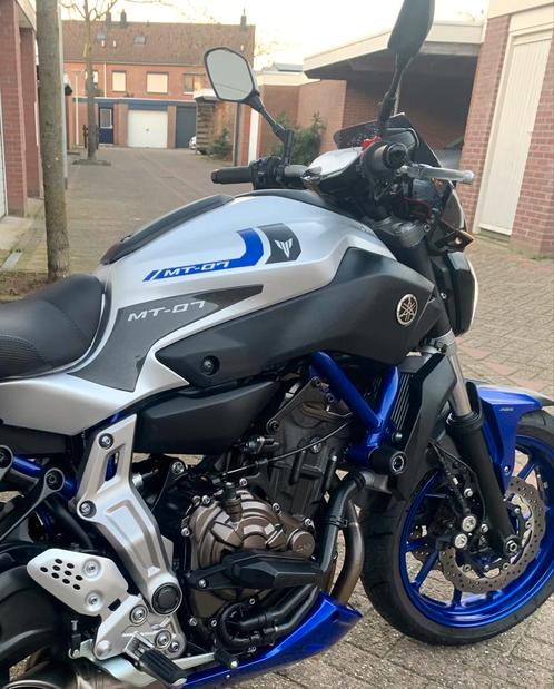 Yamaha MT-07 Racing Blue 2016 Full option