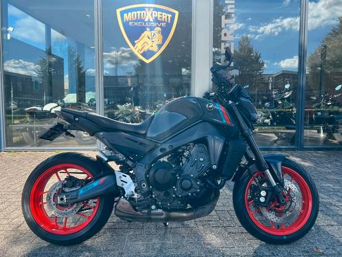 YAMAHA MT 09 (bj 2021) Nieuwe banden  Orig. NL