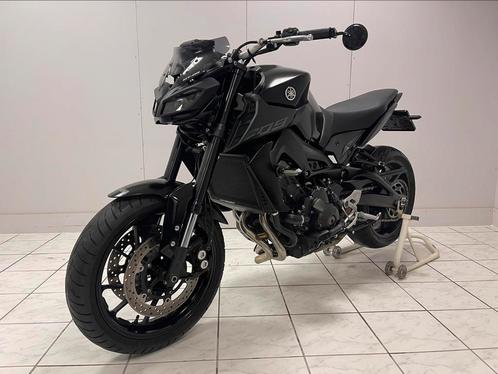 Yamaha MT-09 zwart