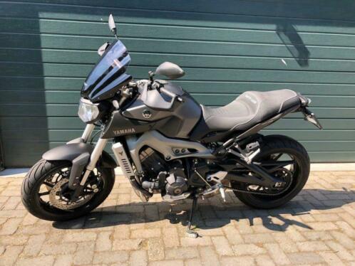Yamaha MT09 matt grey 2014 in Nieuwstaat