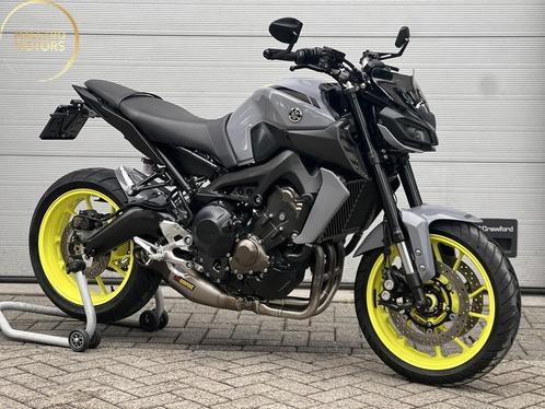 Yamaha MT09 Night Fluo Akrapovic ABS VEEL OPTIES MT 09 TOP