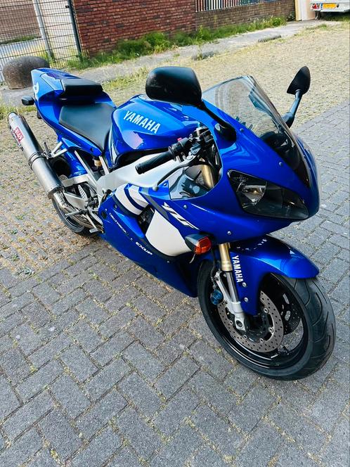 Yamaha R1 2001