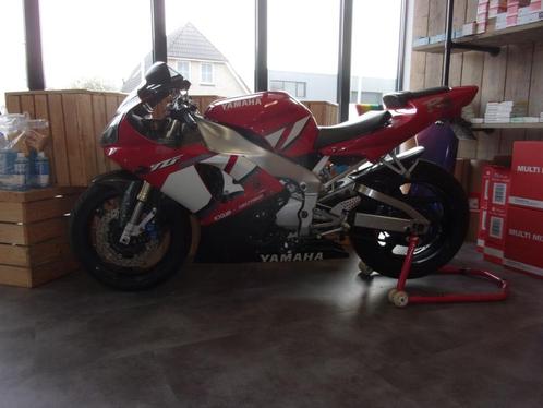 YAMAHA R1 2002 org roodwitzwart