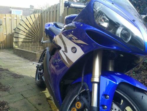 Yamaha R1 2004 - Blauw - 35000KM