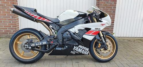 Yamaha R1 2004 circuitmotor