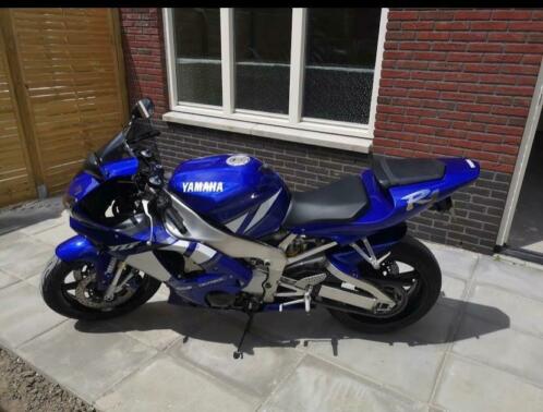 Yamaha R1 km stand 31481