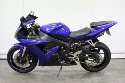 Yamaha R1 YZF R1 2002 Lichte rijdbare schade 