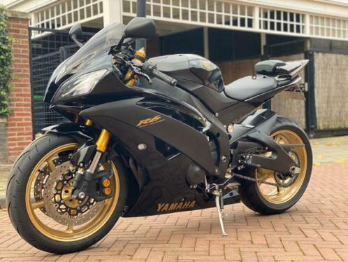 Yamaha R6 (124PK) Limited BJ2010