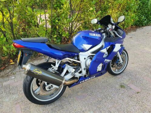 YAMAHA R6 1999 Blue