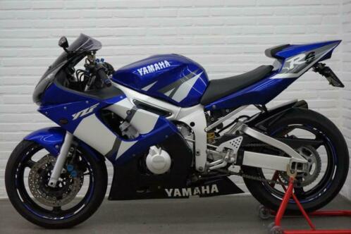 Yamaha r6  2002  Nederlandse yamaha  akrapovic  R6