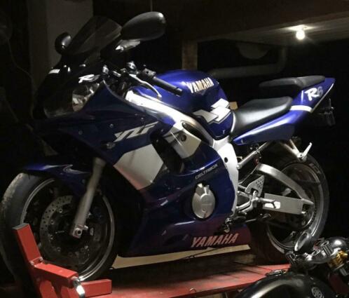 Yamaha R6 99