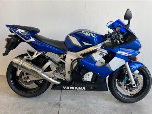 Yamaha R6 bwjr 2001 met weinig kms