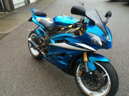 Yamaha r6 special colour uit 2007