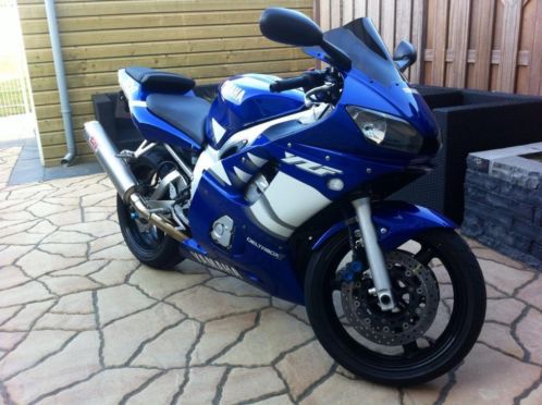 Yamaha R6 YZF bouwjaar 2000 blauwwit