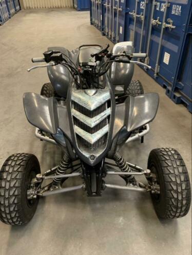 Yamaha Raptor 660R 