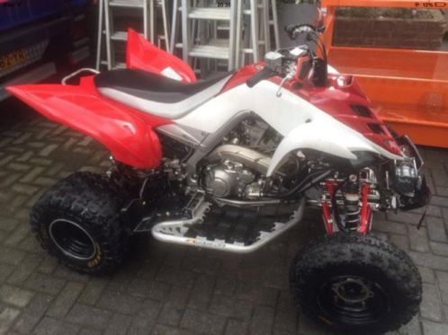 Yamaha raptor 700 special edition met kenteken 