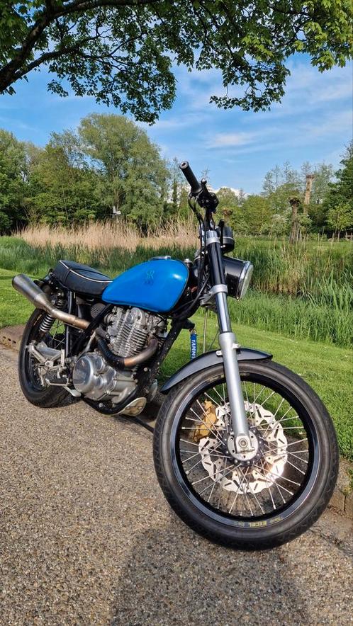 Yamaha SR 500 retro bike