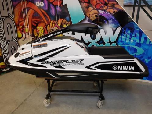 Yamaha Superjet 2018 en div