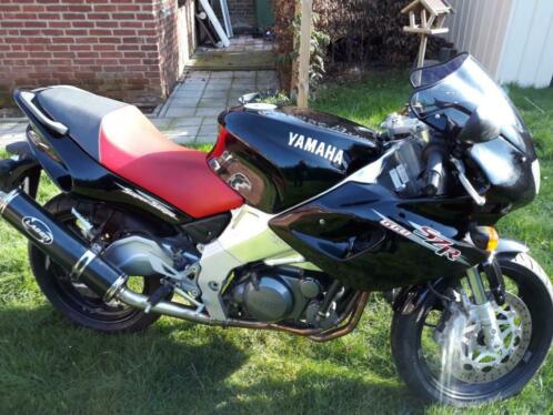 Yamaha szr 48kw a2 zwart absolute nieuwstaat 5600 km 660cc