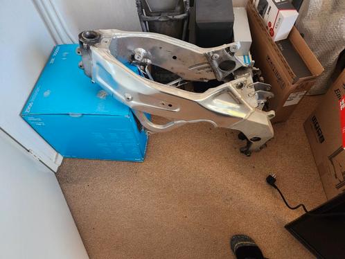 Yamaha szt 660 frame met kenteken