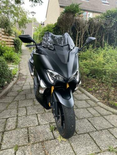 Yamaha T-max 530