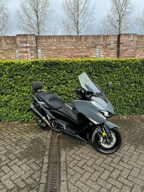 Yamaha T-Max 560 Tech Max 2021 Akrapovic T MAX