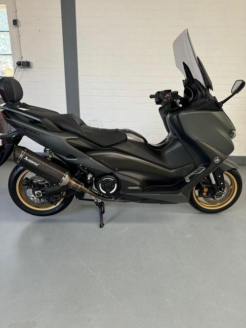 Yamaha TMAX 560 Tech MAX Akrapovic Racing Line t max t-max