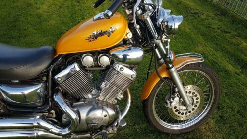 Yamaha virago prachtig motor , slechts 11000km als nieuw.
