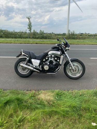 Yamaha Vmax 1200